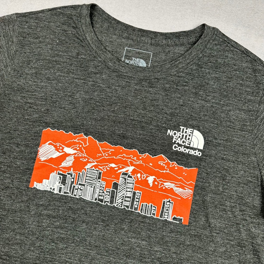 The North Face Womens XL Gray Colorado Skyline Graphic T-Shirt Heather Tee